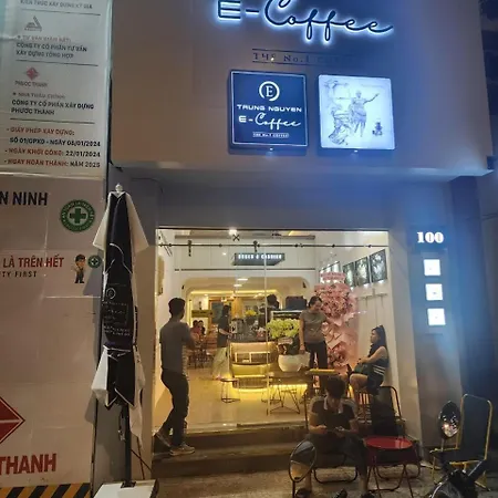 Hotel Nha Nghi Cafe E Trung Nguyen